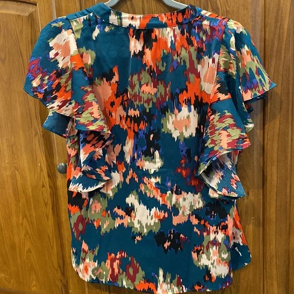 NWT Entro Floral abstract Ruffled Short Sleeve Blouse size small - Picture 5 of 6
